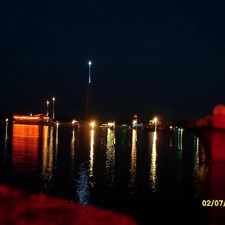 Apartment Fewo Direkt Am See -